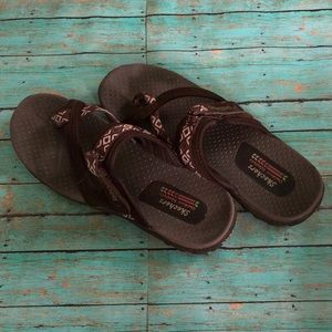 Skechers Brown Reggae Trailway Sandals EUC 9